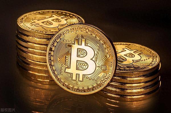 深夜币圈手记：从技术面看BTC和ETH的黎明前走势