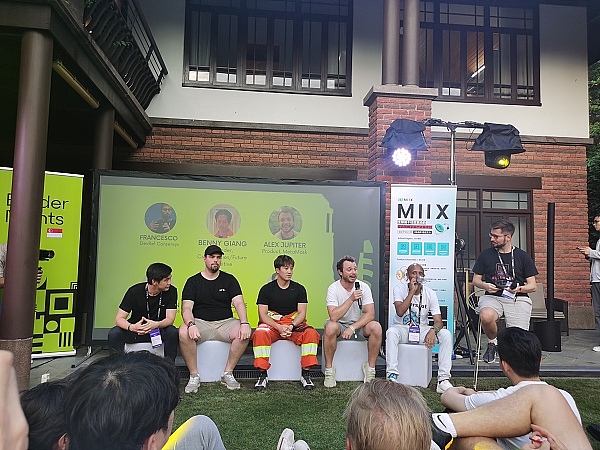 惊人！12人团队如何创造人均1亿美元的财富神话